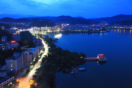 千岛湖西园风光夜景