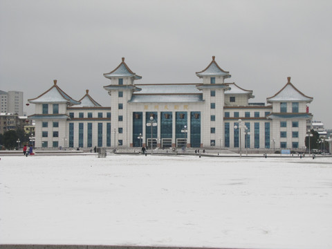 雪后的滁州大剧院
