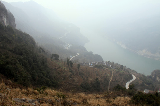 三峡道路