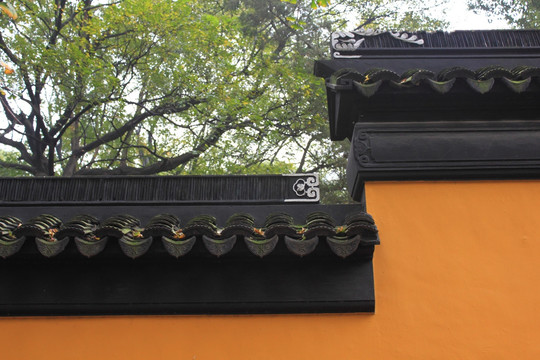 寺院的墙壁