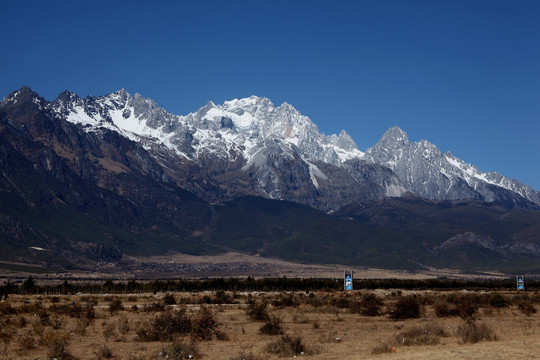 玉龙雪山