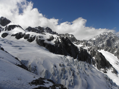 玉龙雪山