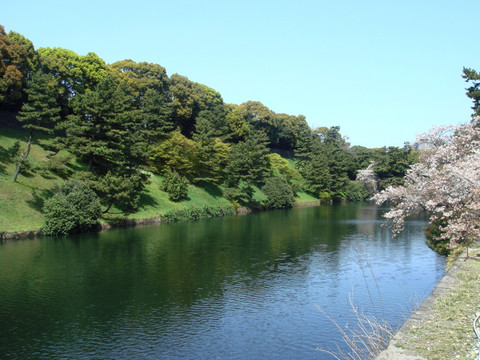 日本皇宫护城河