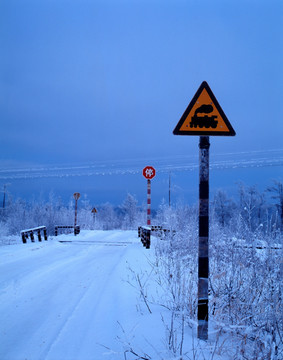 大兴安岭 雪路（非高清）