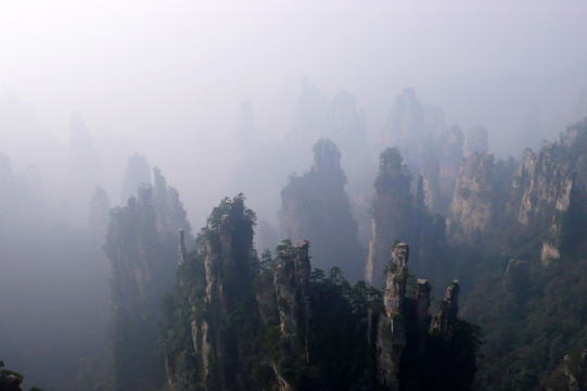 鸟瞰山岭