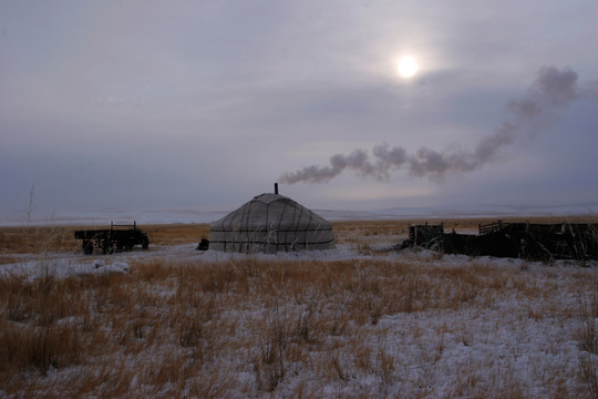 草原冬季 蒙古包