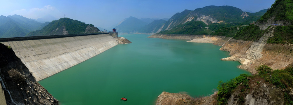 紫坪铺水库全景图