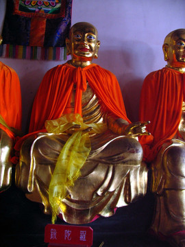甘珠尔庙 跋陀罗佛像