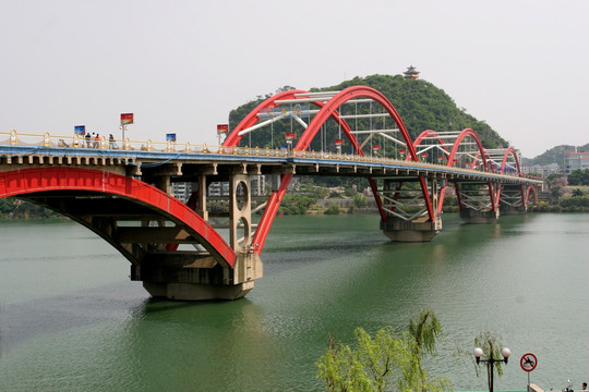 柳江上的文惠桥