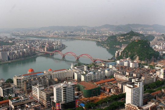 广西柳州 柳江上的文惠桥