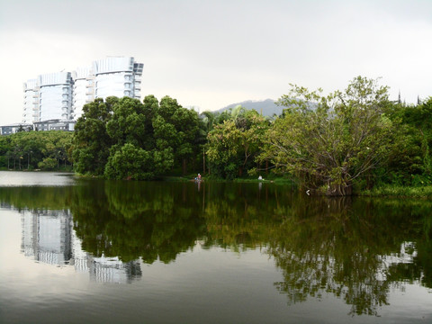 湖畔建筑（非高清）