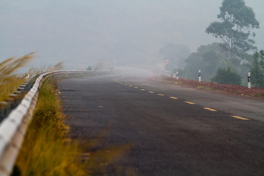 山间公路