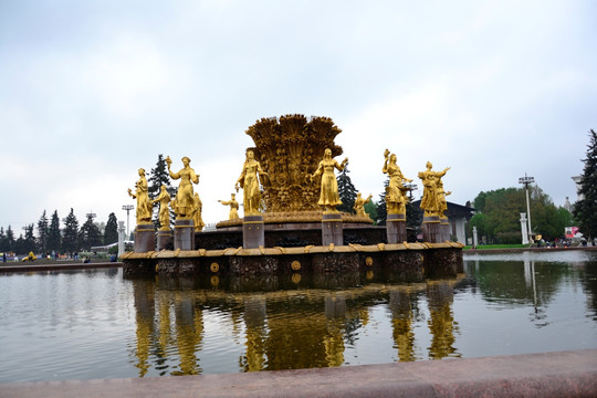 前苏联国民经济展览中心15金人喷泉