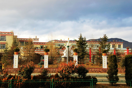 藏民住宅风景