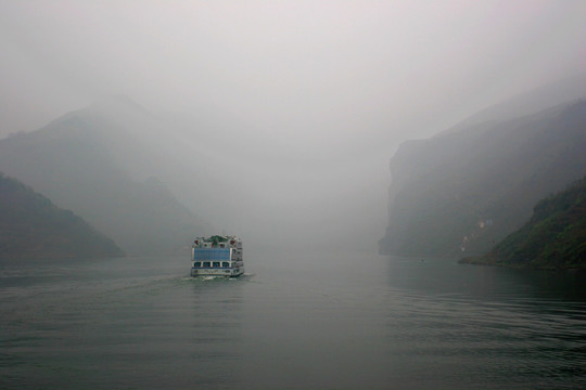 长江第一狭 瞿塘峡