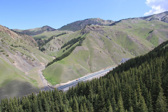 山间公路