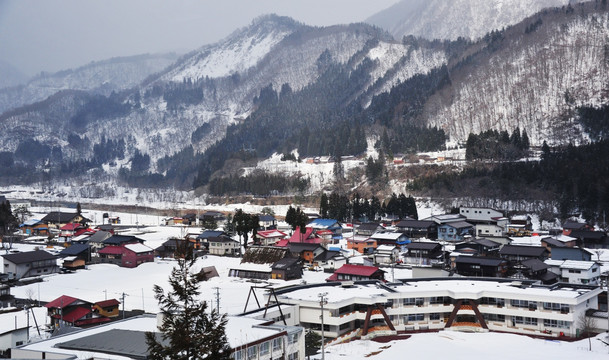 乡村雪景