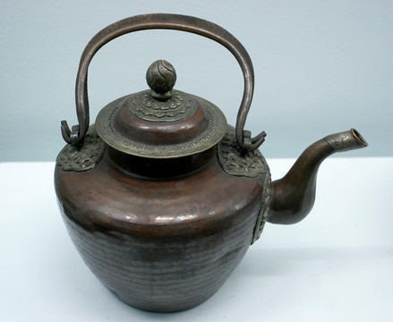紫铜茶壶