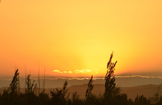 夕阳奇观