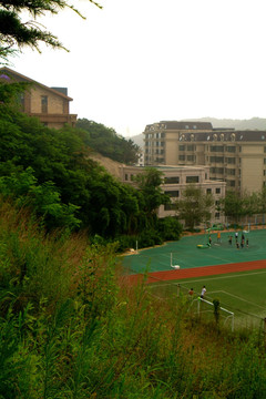 大连山屏小学