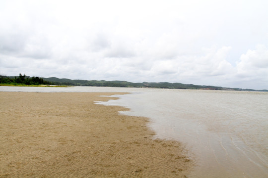 海滩波浪