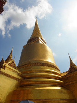 泰国皇宫寺庙舍利塔