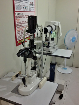 视力测试仪