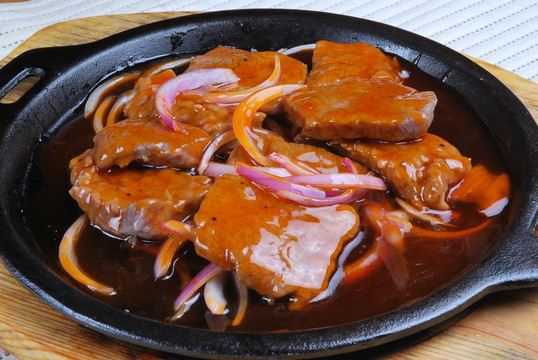 鐵板中式牛排
