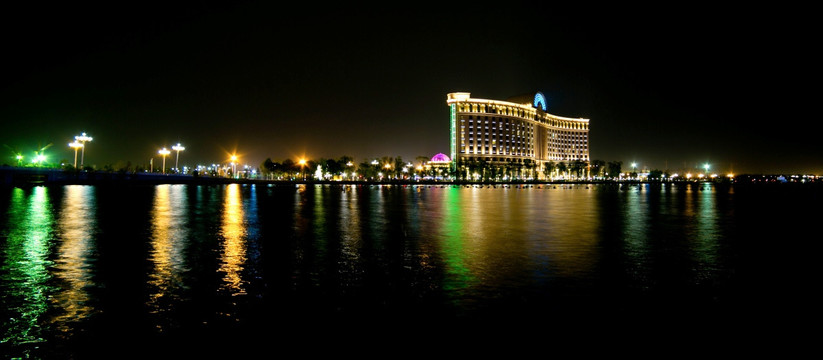 唐山津唐运河维景大酒店夜景