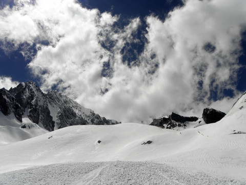 玉龙雪山