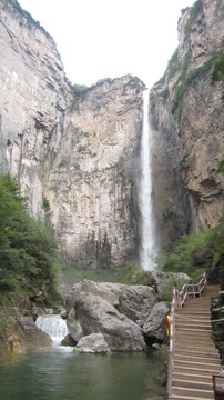 河南云台山泉瀑峡