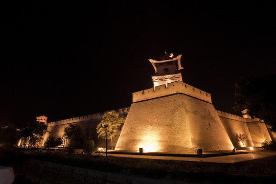 平遥古城角楼夜景