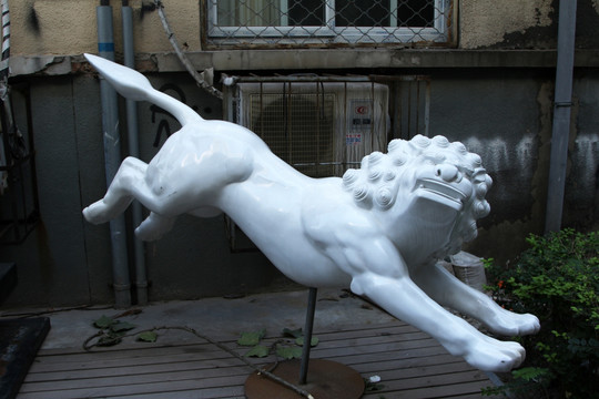 狮子 雕塑