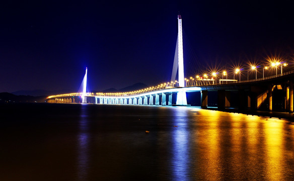 深圳湾大桥夜景