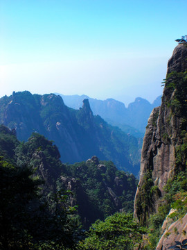 三清山  悬崖峭壁崇山峻岭