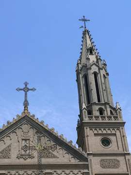 哥特式建筑天主教堂局部
