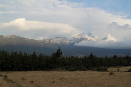 玉龙雪山