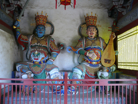 山西稷山大佛寺神像