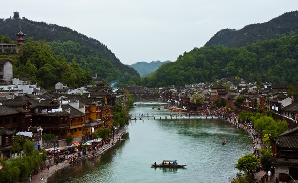 沱江晨景