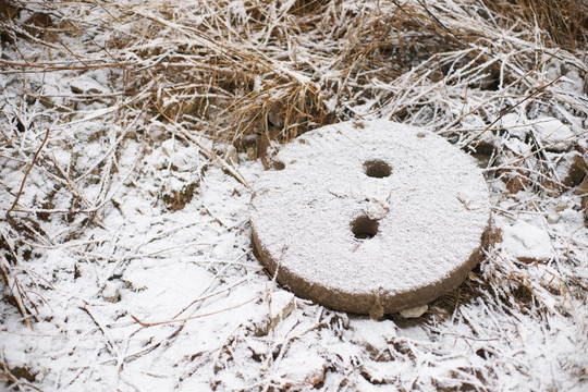 雪景磨盘