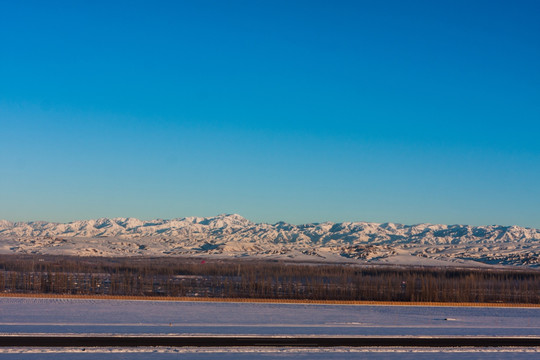 雪山