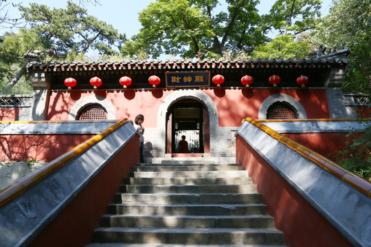 北京潭柘寺