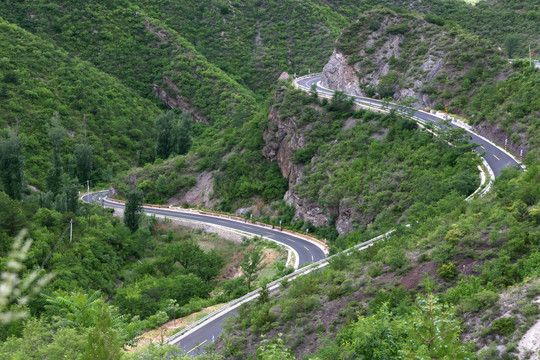 盘山公路