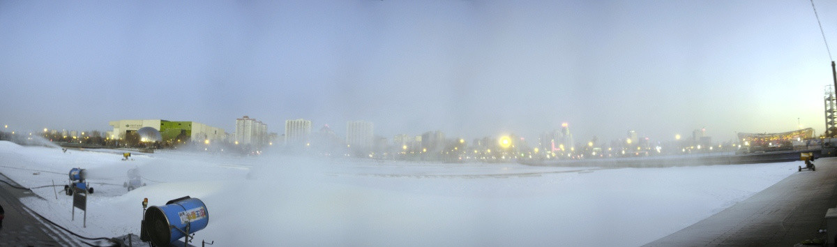 喷雪180度全景鸟巢