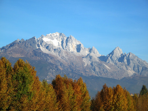 玉龙雪山