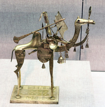 尼日尔骑骆驼武士像
