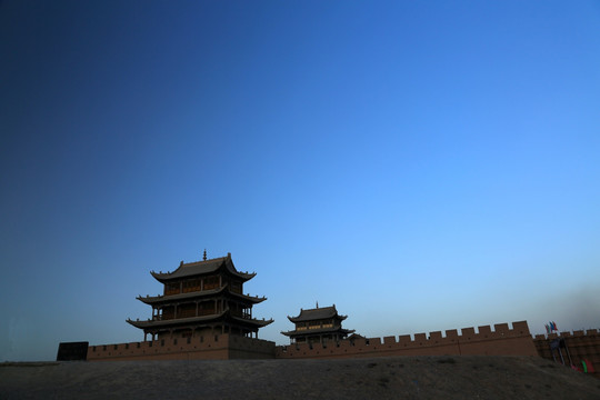 甘肃嘉峪关 夕照