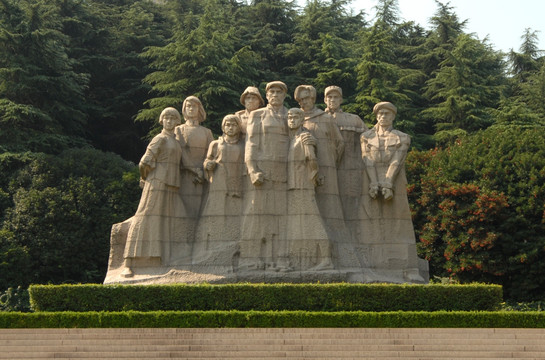 南京雨花台烈士群雕