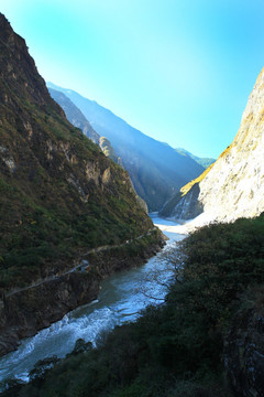 虎跳峡峡谷