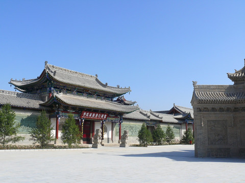 山西万荣李家大院